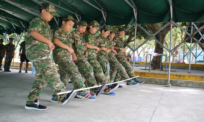 揚州軍事夏令營培養(yǎng)孩子獨立能力！.jpg