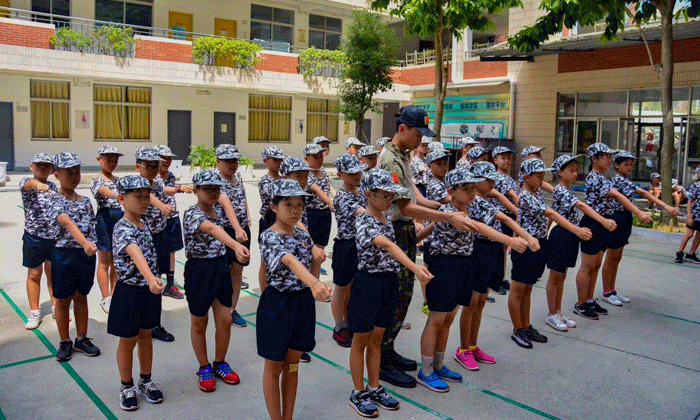 揚(yáng)州軍事夏令營(yíng)對(duì)孩子有什么成長(zhǎng)意義？.jpg
