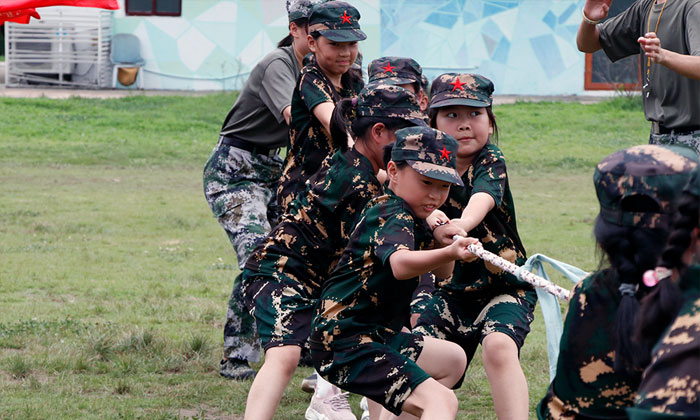 煙臺(tái)軍事夏令營(yíng)多少錢(qián)