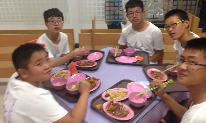 愉快的用餐時光