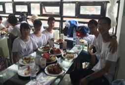 娛光前途清華大學(xué)夏令營的吃住條件怎么樣