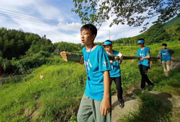 參加陽(yáng)光少年派野外生存夏令營(yíng)讓孩子有所收獲