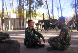 參加宜昌小學生軍事夏令營的成長收獲