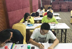 小學生可以孩子的英語夏令營有哪些？