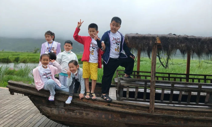 國內(nèi)有哪些英語夏令營