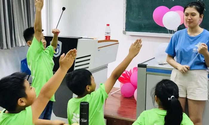 國內(nèi)有哪些英語夏令營