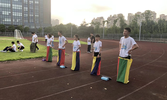 英語夏令營哪個機構(gòu)好