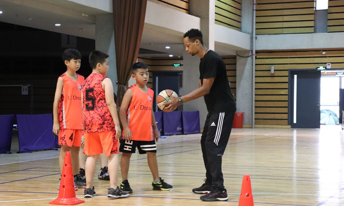 英語(yǔ)夏令營(yíng)課程