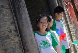 藝術(shù)夏令營(yíng)介紹藝術(shù)教育對(duì)孩子的成長(zhǎng)有何好處？