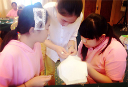 少兒美術(shù)夏令營的特點(diǎn)有哪些呢？