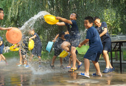 打水仗