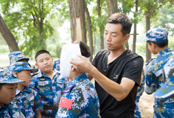 頭部急救包扎演示