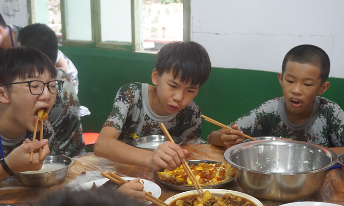 廣西黃埔少年軍事訓練營怎么樣