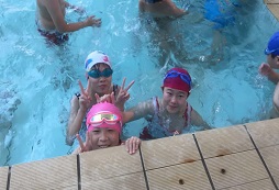 暑期游泳夏令營(yíng)助力中小學(xué)生身心成長(zhǎng)