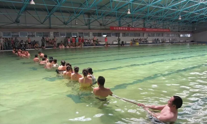 這個夏天我們一起來游泳池度過吧！.jpg