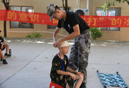 育將軍夏令營(yíng)保障孩子的訓(xùn)練安全