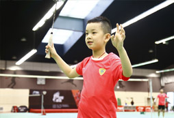 7歲的孩子適合參加幾天的羽毛球夏令營？