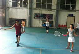 為什么選擇羽毛球夏令營