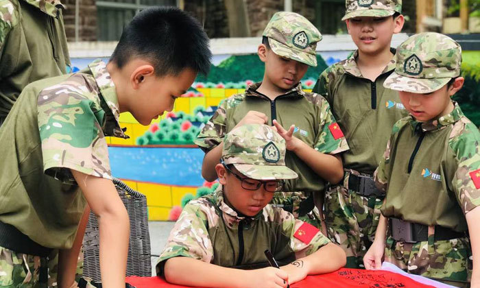 云南軍事夏令營(yíng)在哪里