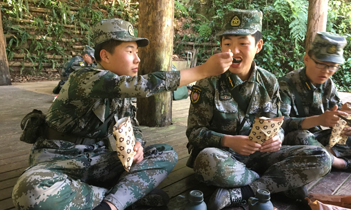 云南特種兵夏令營