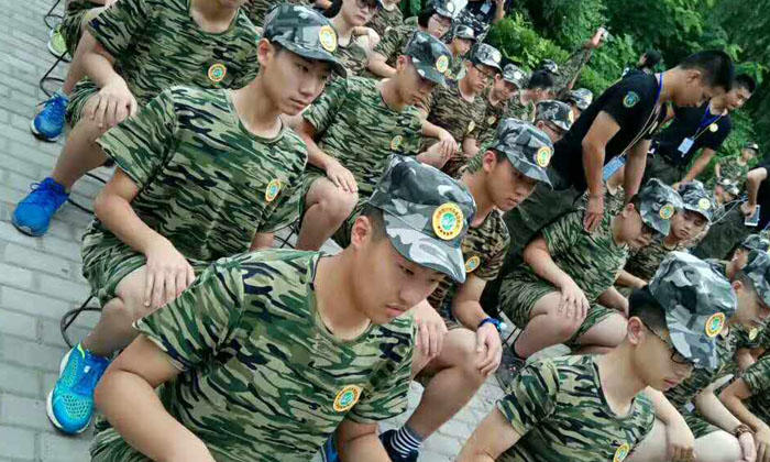 浙江軍事夏令營(yíng)