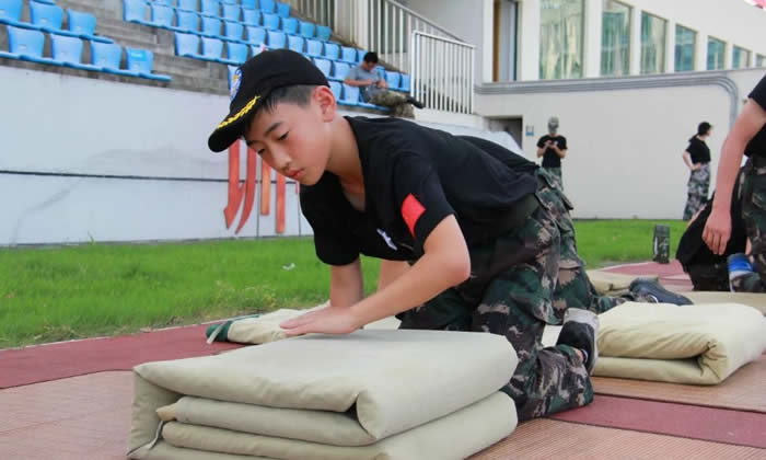 浙江軍事夏令營(yíng)