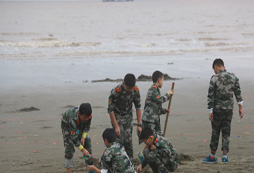浙江軍事訓(xùn)練營為成長起航