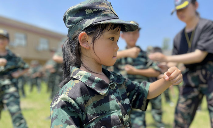 浙江軍訓(xùn)夏令營(yíng)費(fèi)用