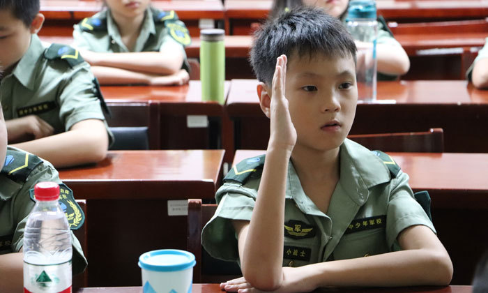 浙江軍事夏令營(yíng)