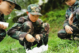 云南征服者軍事特訓(xùn)營(yíng)為孩子量身打造