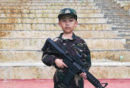 孩子參加云南征服者軍事夏令營(yíng)好不好？