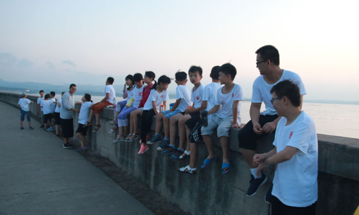 鄭州夏令營價格一覽表