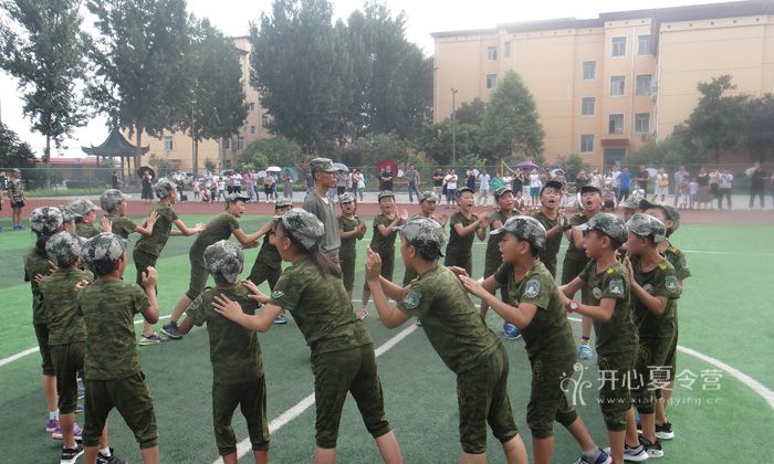 2018鄭州軍事夏令營(yíng)