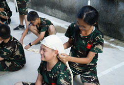 鄭州軍事夏令營培養(yǎng)孩子獨立人格
