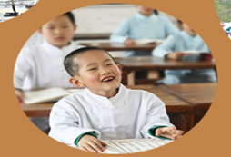 參加鄭州國學(xué)夏令營化身翩翩少年，演繹中國風(fēng)