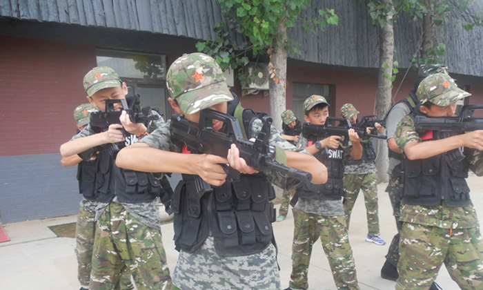 鄭州正規(guī)軍事夏令營(yíng)