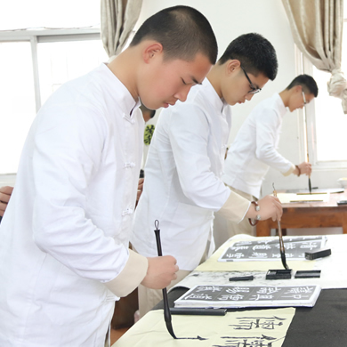 中華傳統(tǒng)文化夏令營