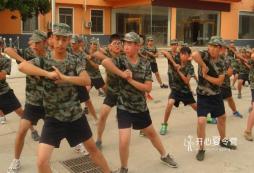 參加鄭州軍事夏令營可以圓孩子的軍人夢嗎