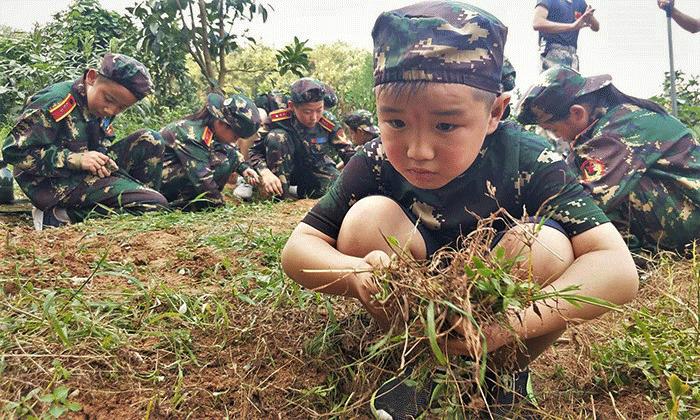 中學(xué)生軍事夏令營(yíng)哪個(gè)好