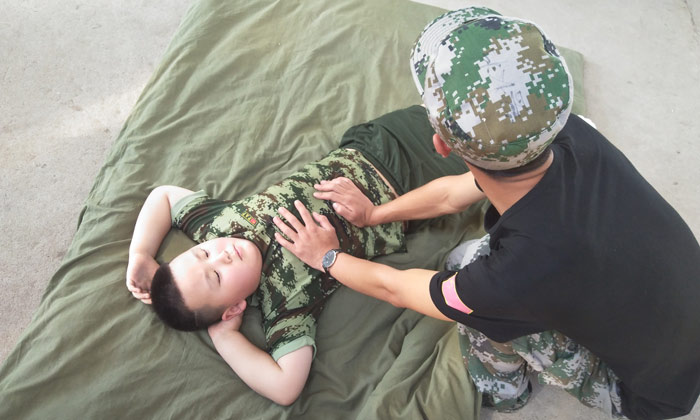 高中生軍訓(xùn)夏令營活動(dòng)哪家的好