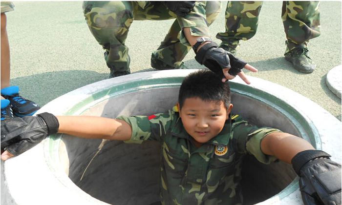 中學(xué)生參加野外生存夏令營怎么樣.jpg