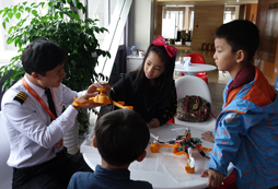 10歲左右的孩子可以參加中科大智無人機(jī)夏令營(yíng)
