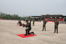 軍事體驗(yàn)活動(dòng)