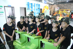 軍事活動(dòng)體驗(yàn)