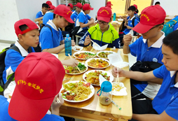 團(tuán)體餐