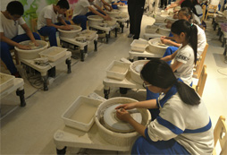 怎么讓中小學(xué)生在游學(xué)夏令營滿載而歸