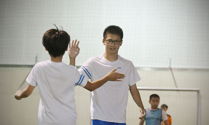國內(nèi)哪家足球夏令營好