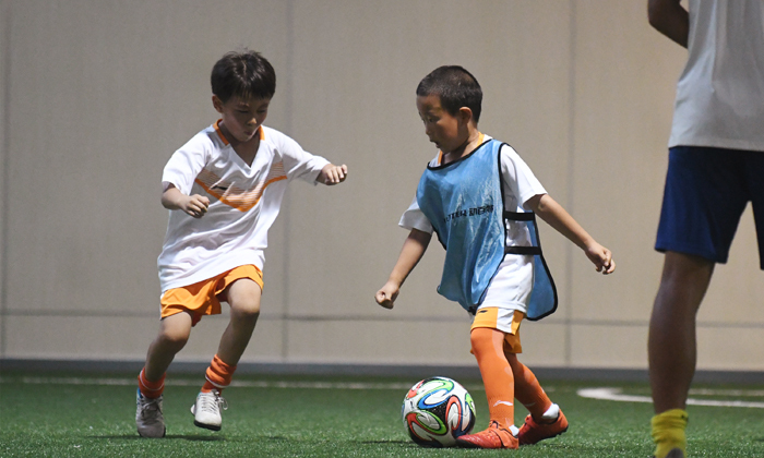 國內(nèi)足球夏令營費用
