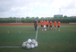 上海有沒有營期長一點的足球夏令營？