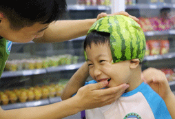 開心的笑